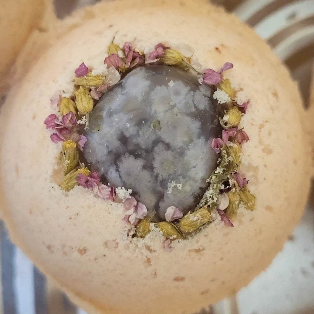 Roots + Raven bathbombs