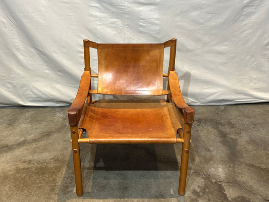 Abel Gonzalez Sling Chair