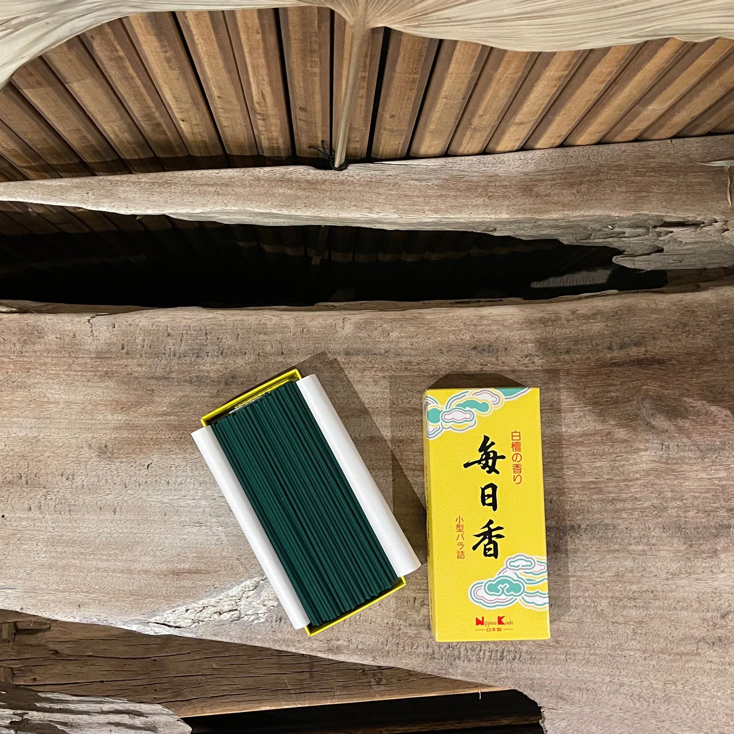 Mainichikoh Sandalwood Incense
